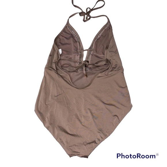 Laundry by Shelli Segal Tan Plunge Crochet Detail One Piece Swimsuit - Picture 3 of 8